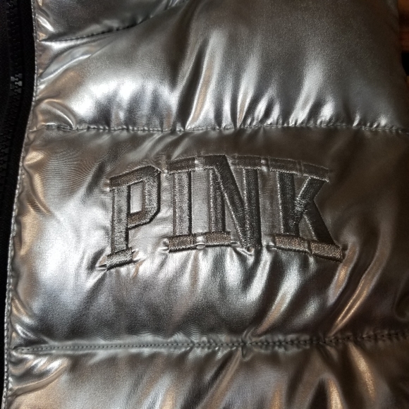 Victorias Secret Vest Pink Fashion Show Silver Puffer Vest - Picture 11 of 13